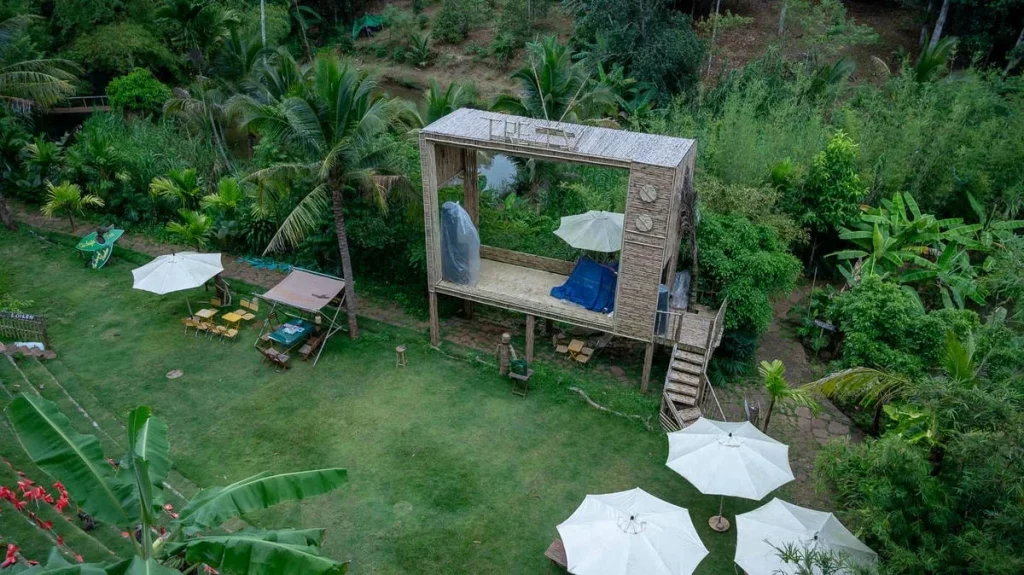 Ấn tượng đầu tiên: xanh, thoáng và có chất rất riêng