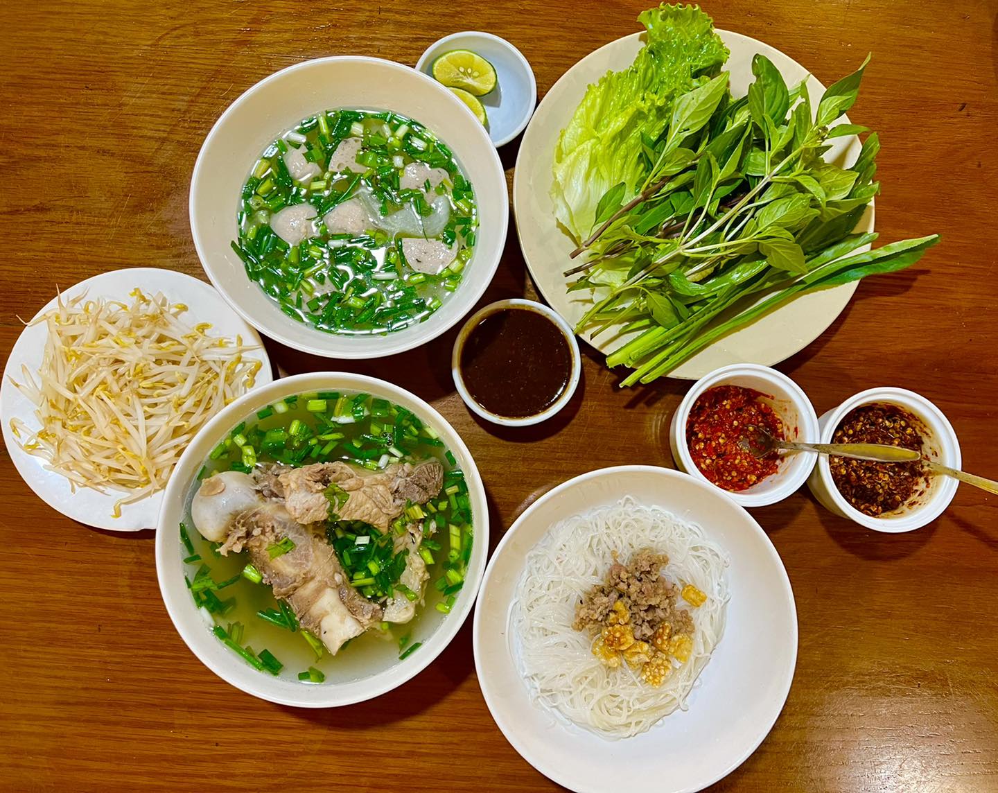 Phở khô hai tô Buôn Ma Thuột
